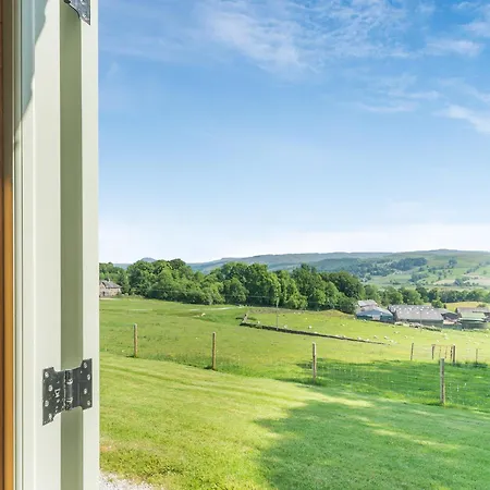 The Wensleydale - Uk40152